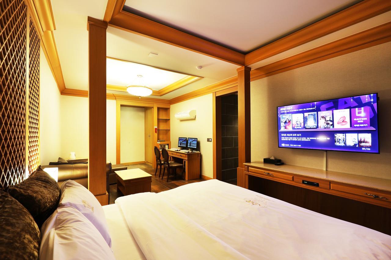 Bucheon Sr Hotel Exteriör bild
